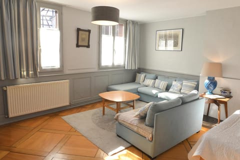 Lounge or bar