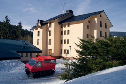 Property building, Winter