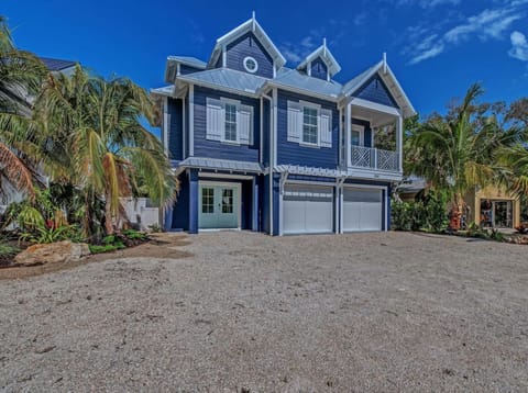 Casa Amiga by Beach Retreats House in Anna Maria Island