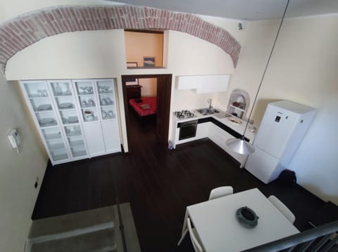 Kitchen or kitchenette, Dining area, oven, pet friendly, stove