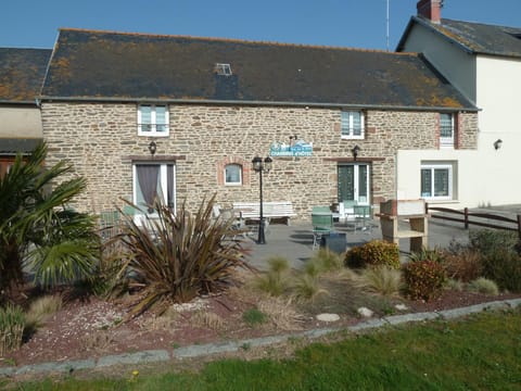 Les Pres-Salés Bed and Breakfast in Brittany