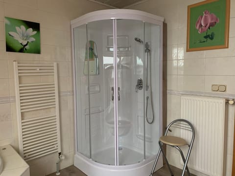 Gästehaus Monika Bed and Breakfast in Saarland, 66, Germany