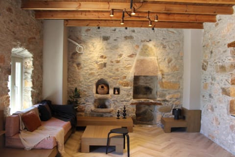 INO III Domus SWIMSPA by Amigdalokefali Elafonissi House in Crete