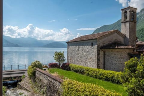 Nearby landmark, Natural landscape, River view