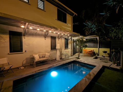 Night, Swimming pool