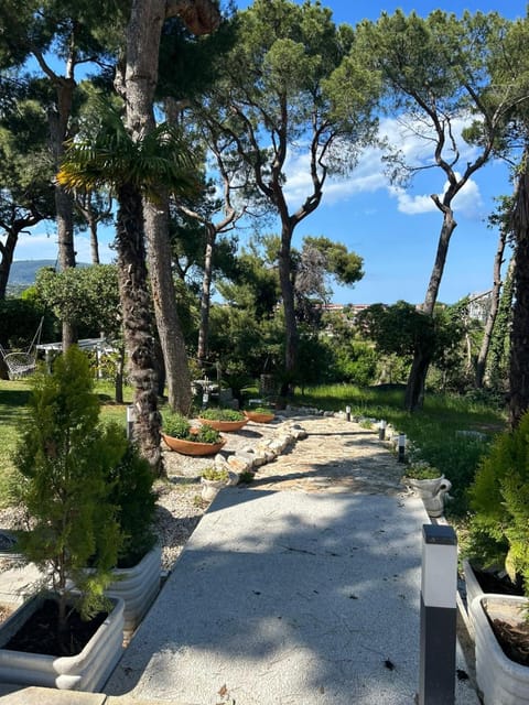 Garden, Garden view, Sea view