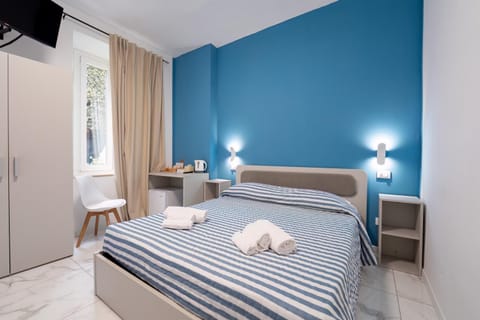 Bedroom, air conditioner
