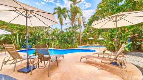 Spring, Swimming pool
