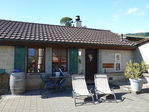 Property building, Patio, sunbed