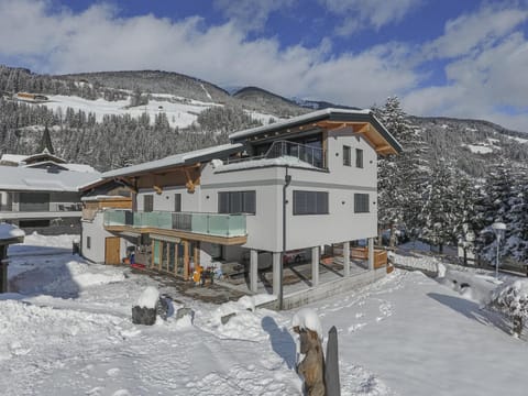 Property building, Winter