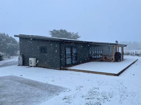 Property building, Patio, Natural landscape, Winter, Balcony/Terrace, Seating area