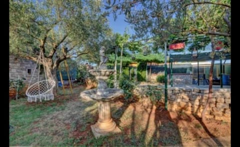 MANDULERA House in Fažana