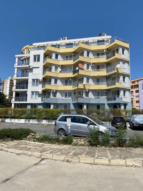 EM Kristal Beach Nesebar Apartment in Nessebar