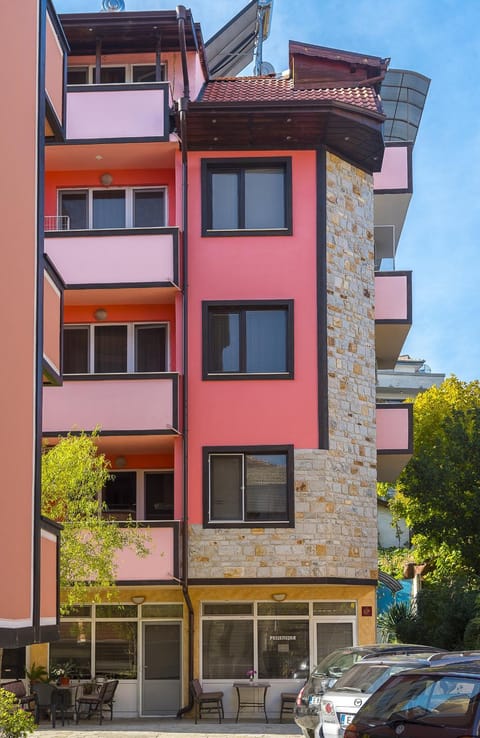 Къща за гости Мони Bed and Breakfast in Blagoevgrad Province