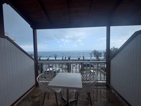 Zorbas Hotel in Crete