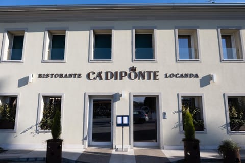 Facade/entrance, Property logo or sign