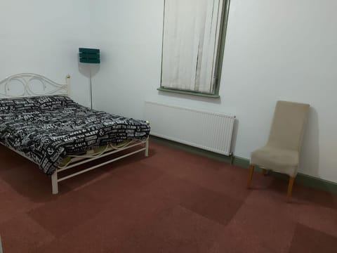 Queen Suite Apartment in Ipswich