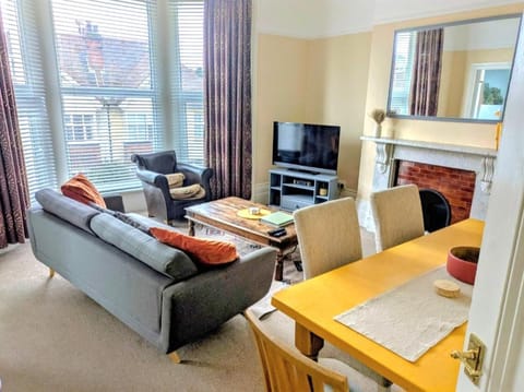 Lennox Lodge Apartment in Portsmouth