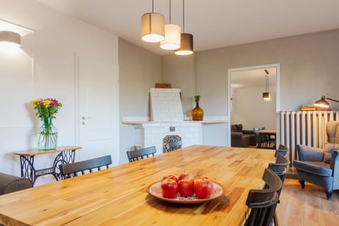 Living room, flat iron