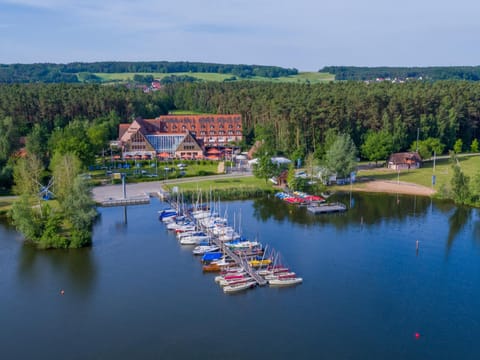 Property building, Bird's eye view, Beach