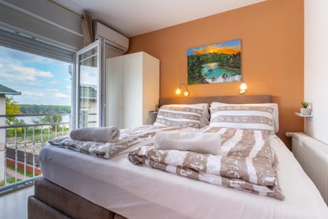 Living room, Bedroom, River view, air conditioner