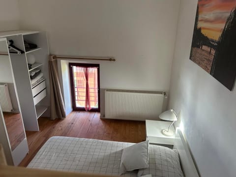 Bed, Photo of the whole room, Bedroom, wardrobe