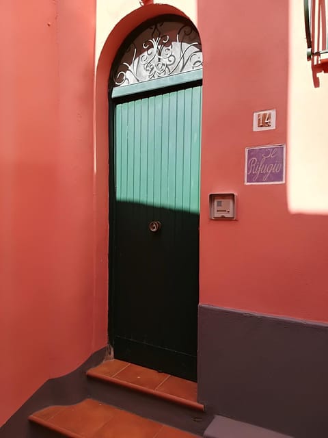 Inner courtyard view