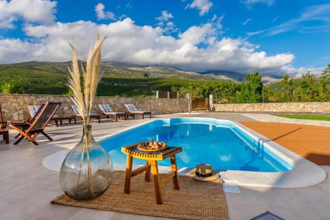 Day, Natural landscape, Mountain view, Swimming pool