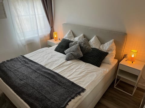 Seebrise Velden - Quiet location, 10 minutes walk to lake Apartment in Velden am Wörthersee