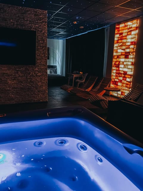 Hot Tub, Sauna, Spa and wellness centre/facilities, Area and facilities