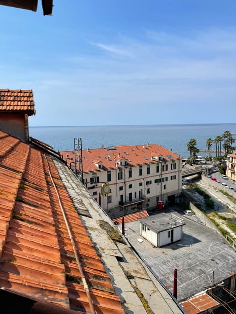 Appartamento sul mare alla Foce Apartment in Imperia