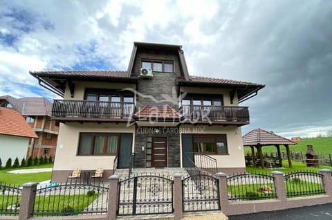 Vila Papilon Apartment in Zlatibor