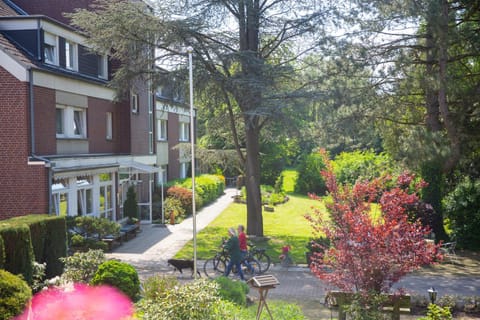 Property building, Garden