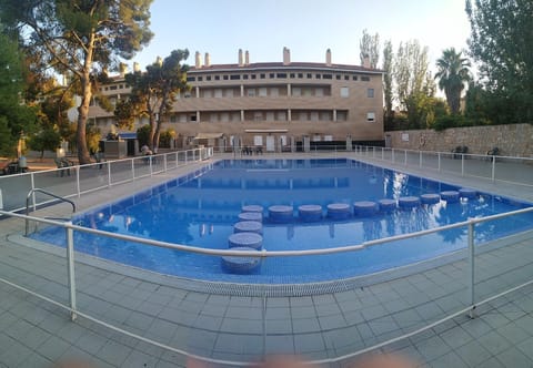 Property building, Swimming pool