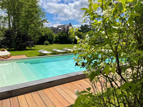 VILLA MURA gite luxe avec piscine et spa campagne et grand air nouvelle Aquitaine Corrèze House in Auvergne-Rhône-Alpes