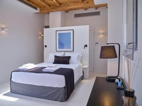 Karino Suite Apartment in Naousa