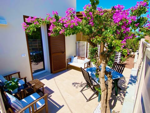 Patio, Garden, Garden view