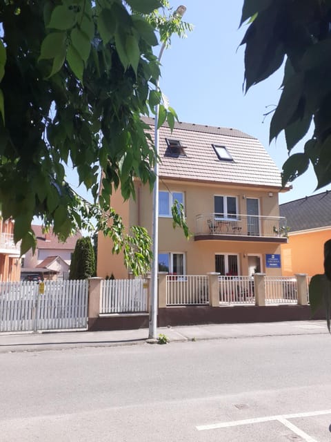 Property building, Street view