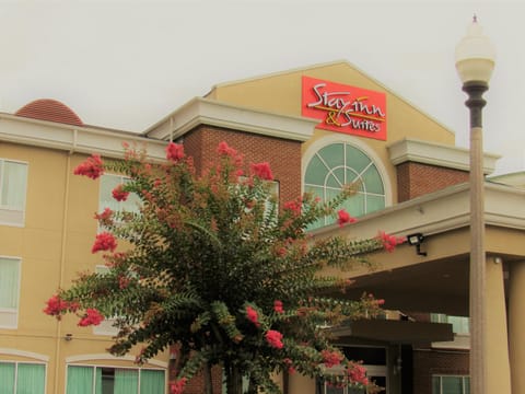 Stay Inn & Suites Montgomery Hotel in Montgomery
