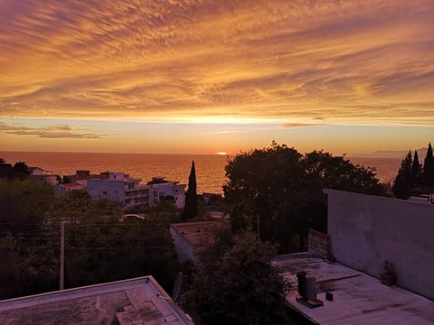 View (from property/room), View (from property/room), Balcony/Terrace, Balcony/Terrace, Seating area, Sea view, Sunrise, Sunset