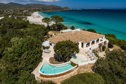 Property building, Bird's eye view, Garden view, Landmark view, Pool view, Sea view, Swimming pool, Open Air Bath