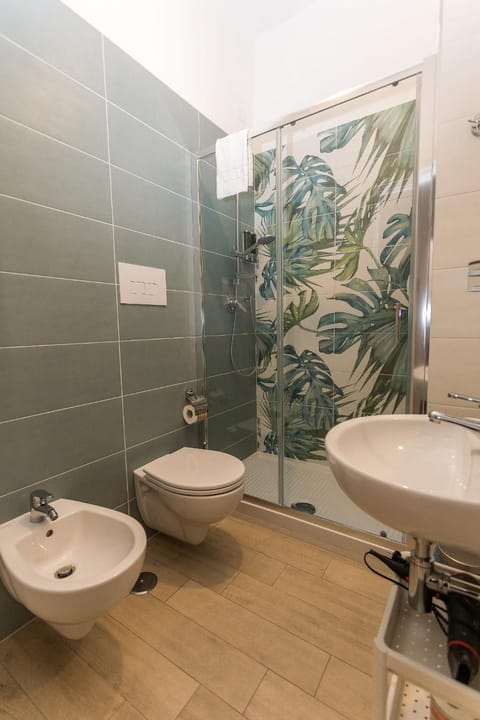 AD UN PASSO DAL MARE Bed and Breakfast in Praia A Mare