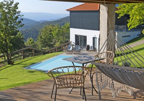 Patio, Garden, Balcony/Terrace, Pool view, Swimming pool