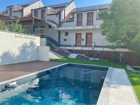Property building, Swimming pool