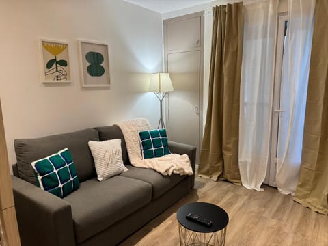 TV and multimedia, Living room, wardrobe