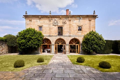 Property building, Garden view