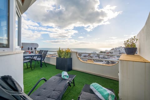 Balcony/Terrace, City view, Sea view