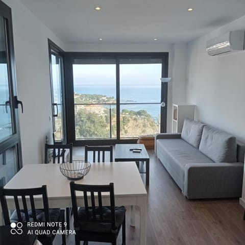 Living room, Sea view