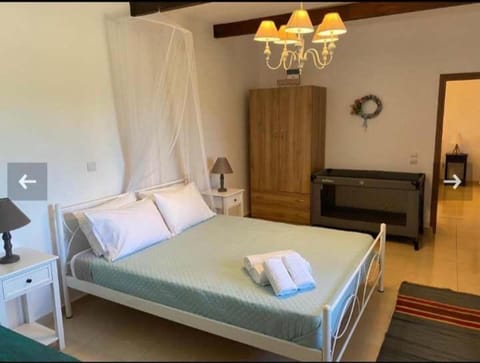 Haroupia House in Crete