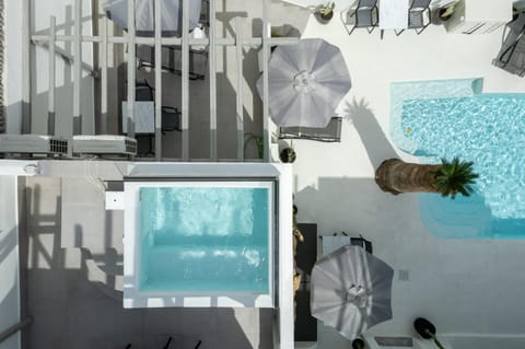 View (from property/room), Balcony/Terrace, Swimming pool